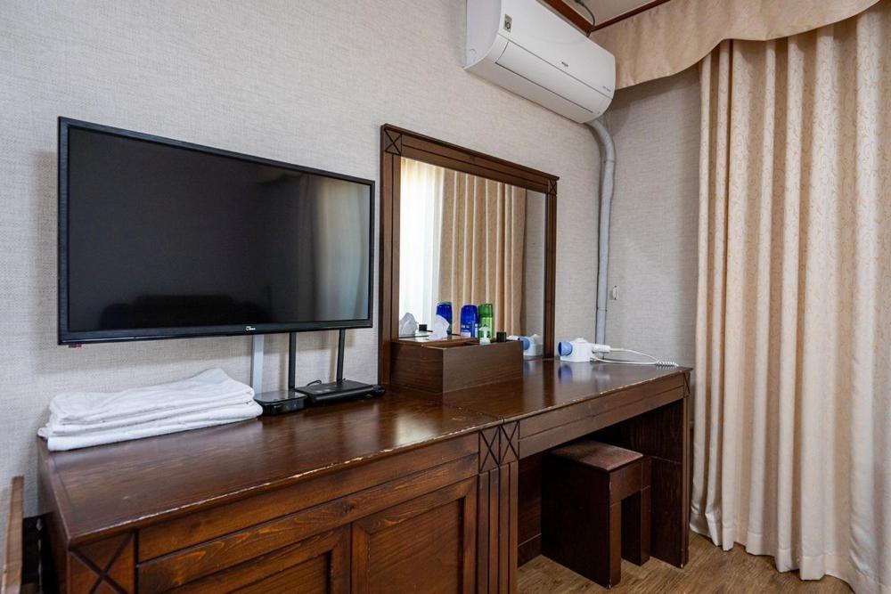 Oceanview Resortel Boryeong Exterior photo